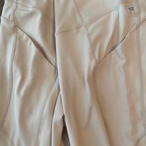 NWT Cream color fabletics leggings